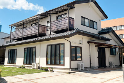 南面と東面の１階外壁面